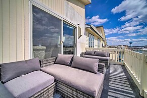 Condo w/ Bay Views ~ 5 Mi to Atlantic City!