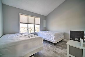 Condo w/ Bay Views ~ 5 Mi to Atlantic City!