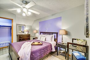 Smoky Mountain Cabin w/ Deck & Hot Tub!