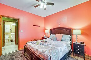 Smoky Mountain Cabin w/ Deck & Hot Tub!