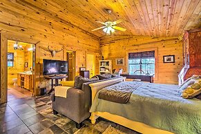 Pet-friendly Cabot Cabin w/ Fenced Yard!