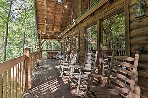 Cabin w/ Hot Tub + Deck, 3 Mi to Pigeon Forge