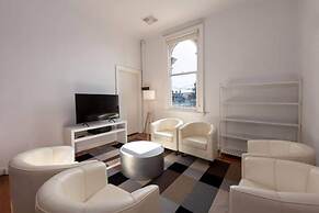 Private Unit in Heritage Building in Fitzroy North