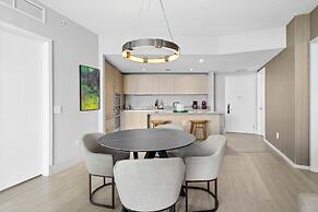 Seaside Splendor: Ocean & City Views