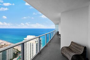 Seaside Splendor: Ocean & City Views