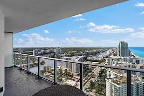 Seaside Splendor: Ocean & City Views