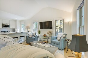 Beautiful Raleigh Cottage Rental: 5 Mi to Downtown