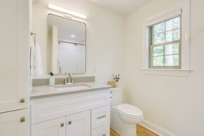 Beautiful Raleigh Cottage Rental: 5 Mi to Downtown
