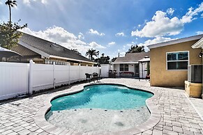 Bayside Pad w/ Pool Access & Dock: 1/2 Mi to Beach