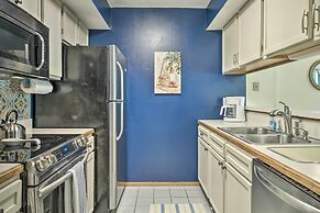 Pet-friendly Branson Retreat w/ Pool & Golf Access