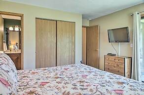 Pet-friendly Branson Retreat w/ Pool & Golf Access