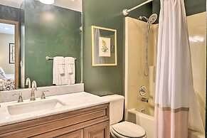 Pet-friendly Branson Retreat w/ Pool & Golf Access