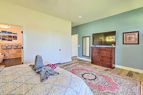 Spacious Kauai Getaway < 1 Mi to the Ocean!