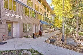 1 Mi to Keystone Ski Lift: Lakefront 4-season Gem