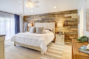 Golf Course View & Pool Access: Palm Desert Condo