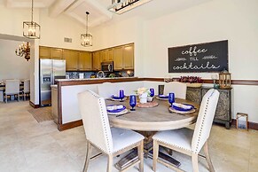 Golf Course View & Pool Access: Palm Desert Condo