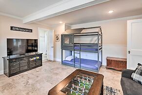 New Bern Retreat w/ Fire Pit ~ 1 Mi to Dtwn!