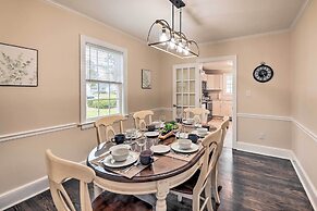 New Bern Retreat w/ Fire Pit ~ 1 Mi to Dtwn!
