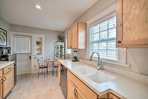 Well-equipped Cody Cottage: 2 Miles to Cody Rodeo!