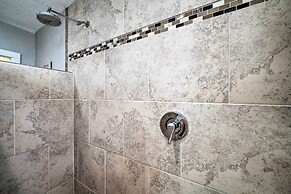 Well-equipped Cody Cottage: 2 Miles to Cody Rodeo!