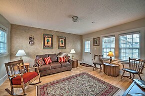 Well-equipped Cody Cottage: 2 Miles to Cody Rodeo!