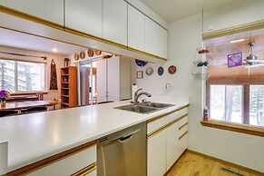 Spacious Frisco Retreat w/ Private Hot Tub!