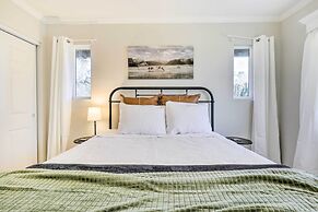 Modern Home in Napa Area w/ Hot Tub & Game Room!