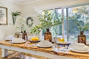 Modern Home in Napa Area w/ Hot Tub & Game Room!