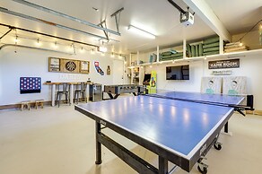 Modern Home in Napa Area w/ Hot Tub & Game Room!