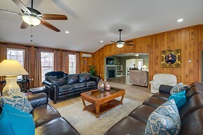 Nature Getaway w/ On-site Trails, 17 Mi to DC!