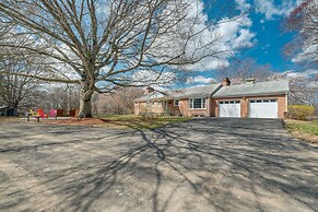 Nature Getaway w/ On-site Trails, 17 Mi to DC!