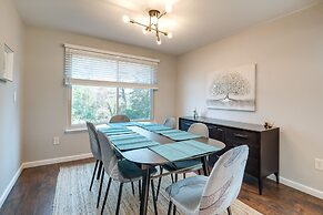 Modern North Potomac Home w/ Furnished Deck!