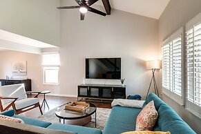 Modern North Potomac Home w/ Furnished Deck!