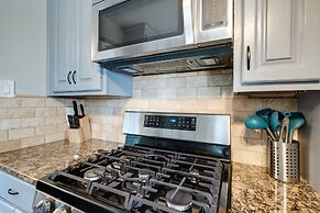 Modern North Potomac Home w/ Furnished Deck!