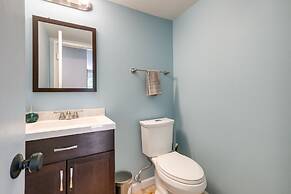 Modern North Potomac Home w/ Furnished Deck!