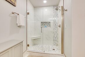 Walk to Lifts: Studio w/ Hot Tub in Keystone!