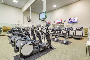 Lake, Mtn & Golf Views: Palm Desert Getaway