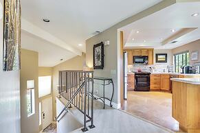 Lake, Mtn & Golf Views: Palm Desert Getaway