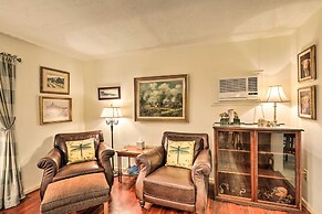 < 1 Mi to Kyle Field: Cozy Studio w/ Outdoor Space
