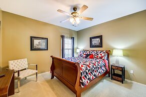 Spacious Family Home 3 Mi to Downtown Fayetteville