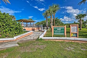 Hutchinson Island Home w/ Heated Pool: Near Beach!