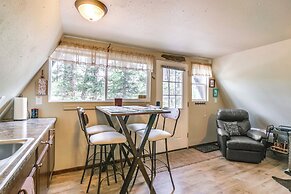 Sunny Muddy Moose Cabin w/ Fire Pit & Mtn Views!