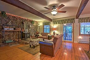 1 Mi to Lake Wallenpaupack: Pocono Mountain Home!
