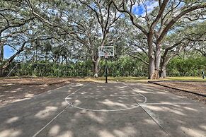 Kissimmee Home w/ Pool Access: 6 Miles to Disney!