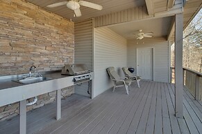 Secluded Flippin Home < 2 Mi to White River!