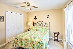 Dock & Canal Access: Cape Coral Family Home