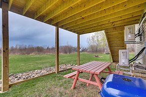 Cozy Solar-powered Loft: Walk to Lake Champlain!