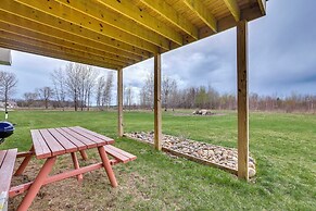 Cozy Solar-powered Loft: Walk to Lake Champlain!