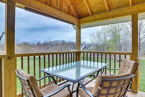 Cozy Solar-powered Loft: Walk to Lake Champlain!