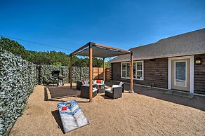 Gorgeous Cabin w/ Pergolas, Walk to River!